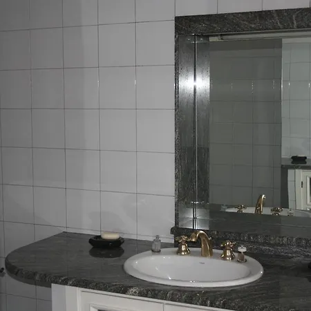 Cascina Ciosse 3* Grognardo