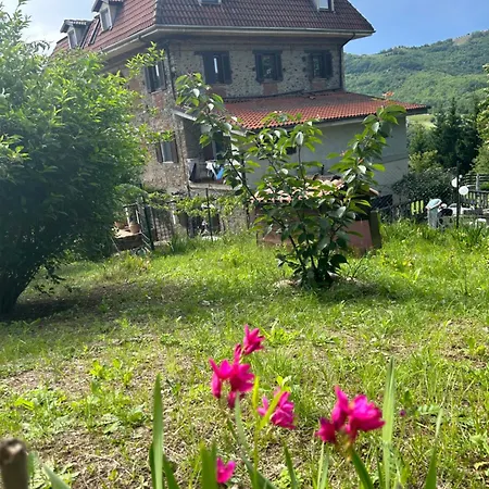 Cascina Ciosse 3*