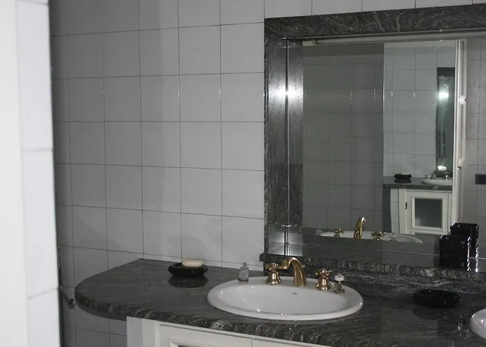 Cascina Ciosse 3* Grognardo