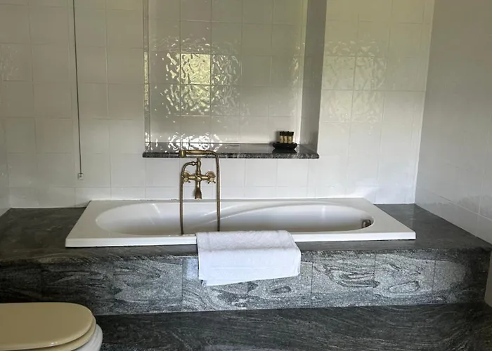 Cascina Ciosse Bed & Breakfast 3*