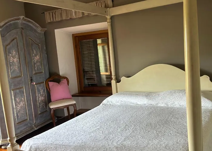 Cascina Ciosse Bed & Breakfast Grognardo